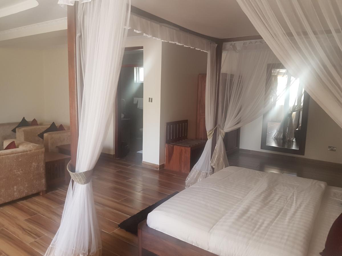 The Vic Hotel Kisumu Esterno foto