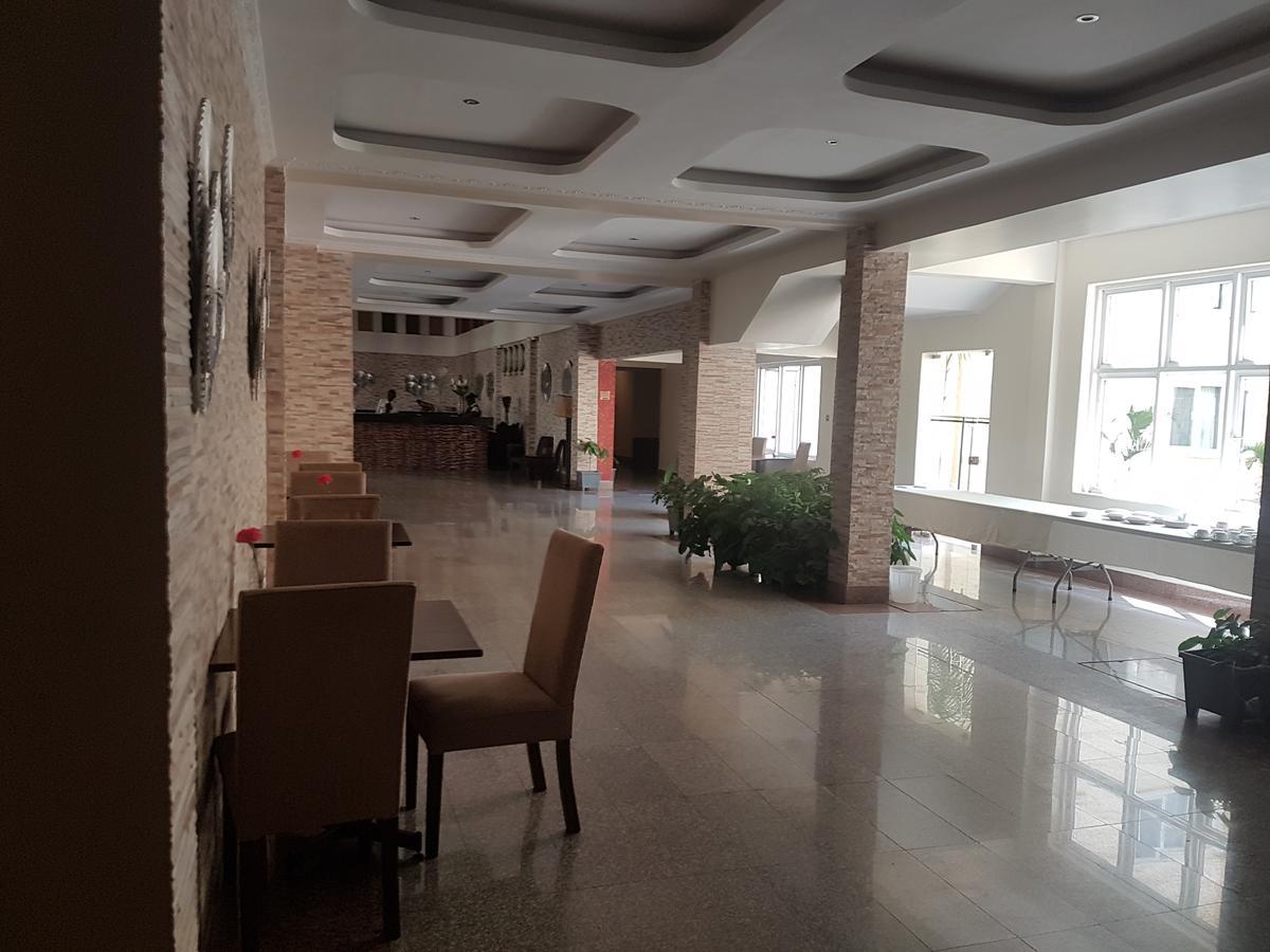 The Vic Hotel Kisumu Esterno foto