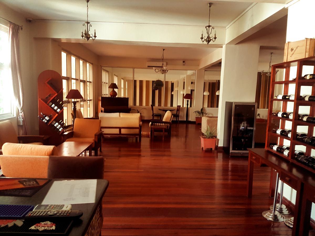 The Vic Hotel Kisumu Esterno foto
